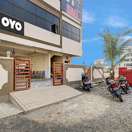 Oyo Vnr Convention Hotel Guntur Exterior photo